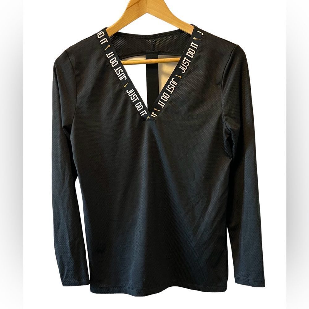 NIKE DRI FIT Black Lightweight Cut Out Workout Long Sleeve Top S